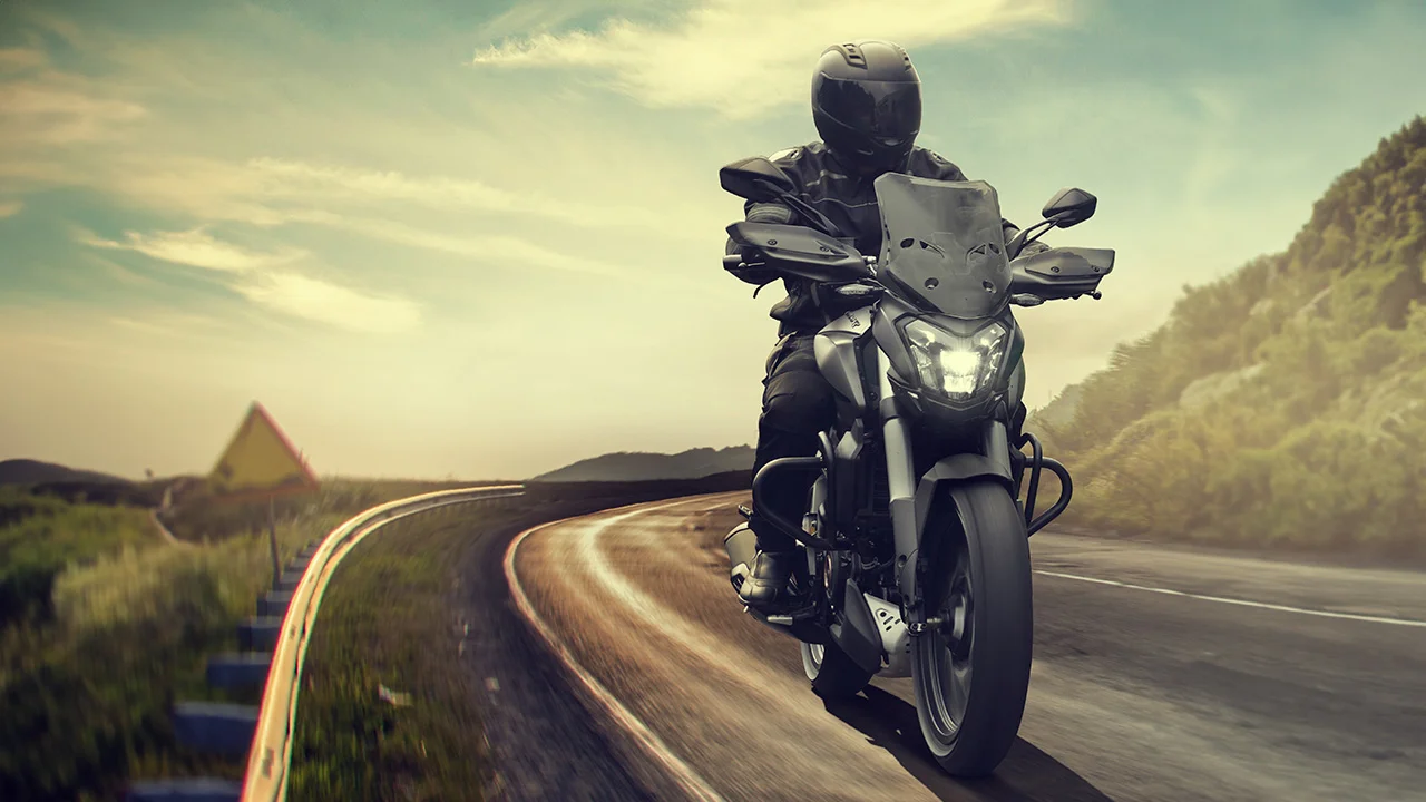 Moto sport touring A2: uma só moto para viajar e usar no dia a dia